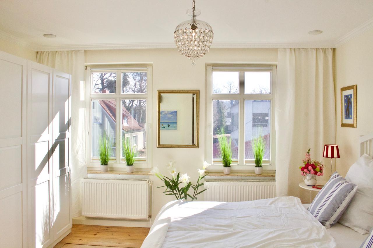 Strandnahe Fewo Mit 3 Schlafzimmern Und Balkon, Villa Vergissmeinnicht 02, Binz Bagian luar foto