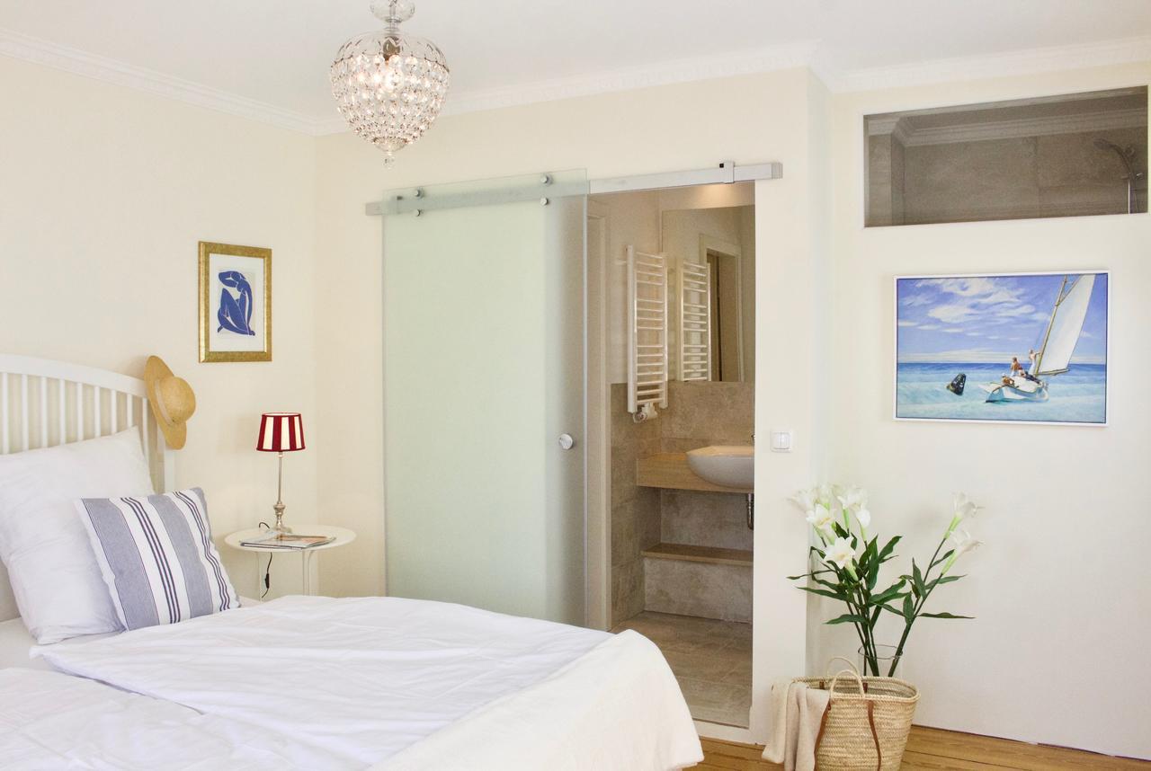 Strandnahe Fewo Mit 3 Schlafzimmern Und Balkon, Villa Vergissmeinnicht 02, Binz Bagian luar foto